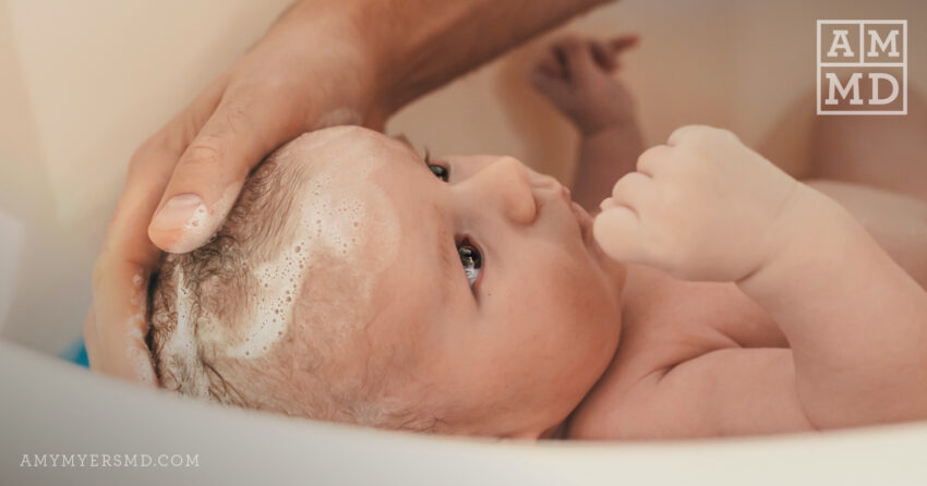 Your Baby’s First Bath: Why Wait?