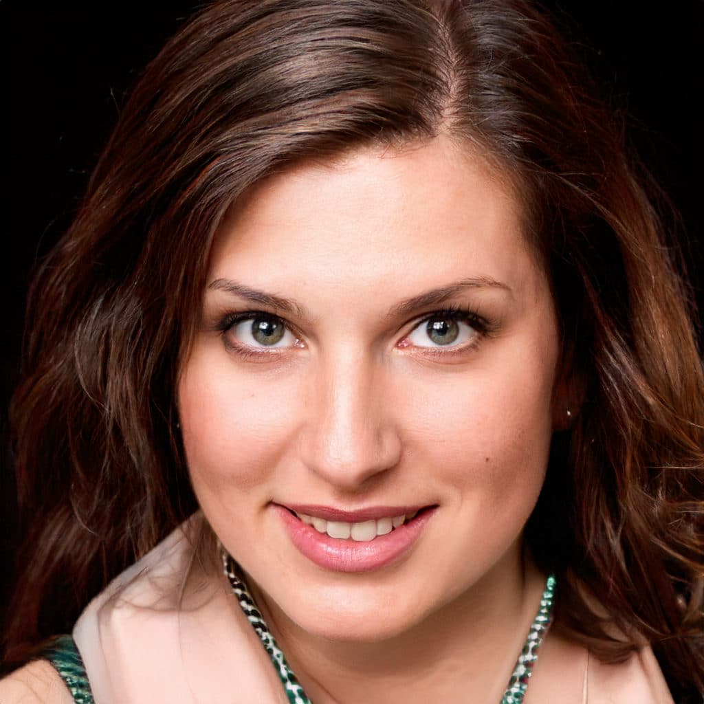 Meggi Q portrait